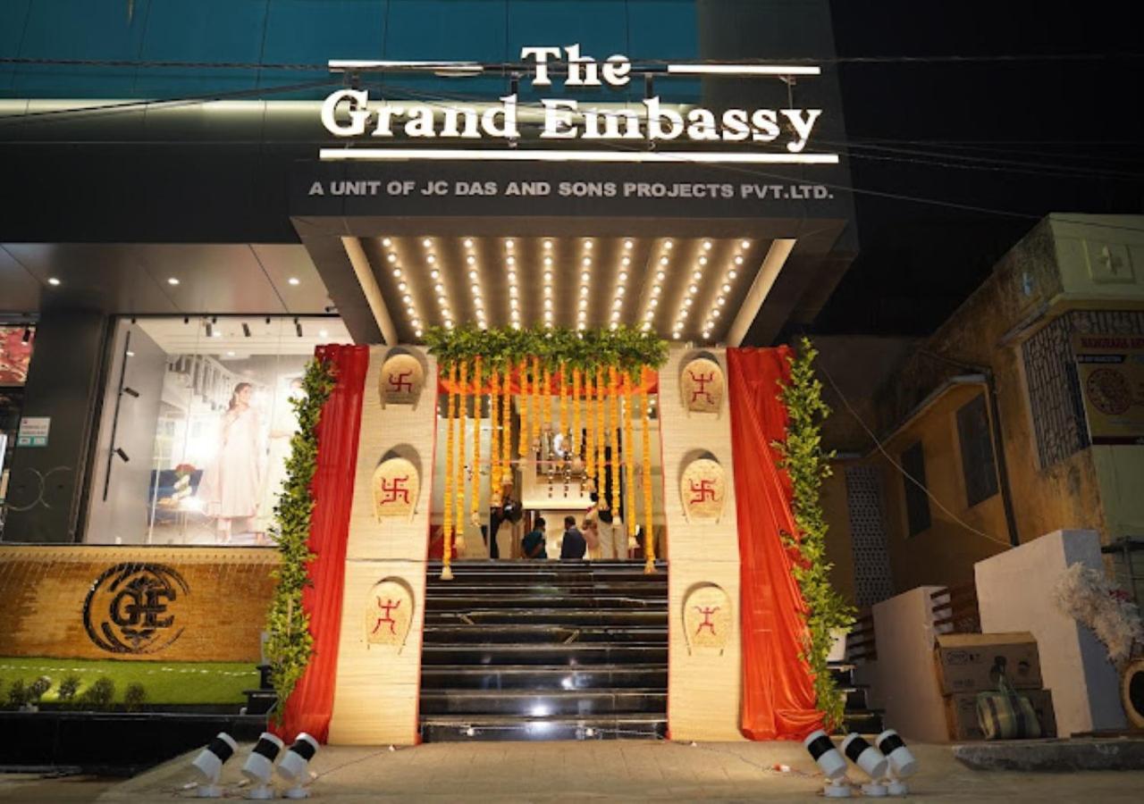 The Grand Embassy Hotel West Bengal Māldah Extérieur photo
